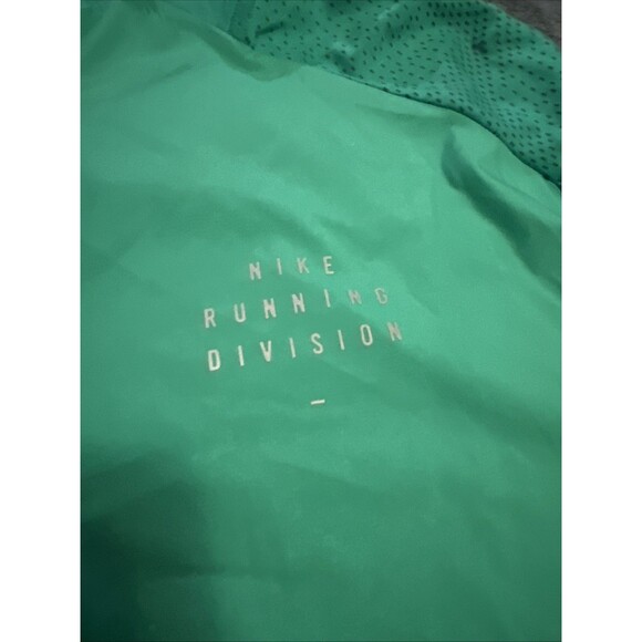 XL Nike Run Division Flash Element 1/2 Zip Running Top Green Mens DD6028-372 - Picture 4 of 8